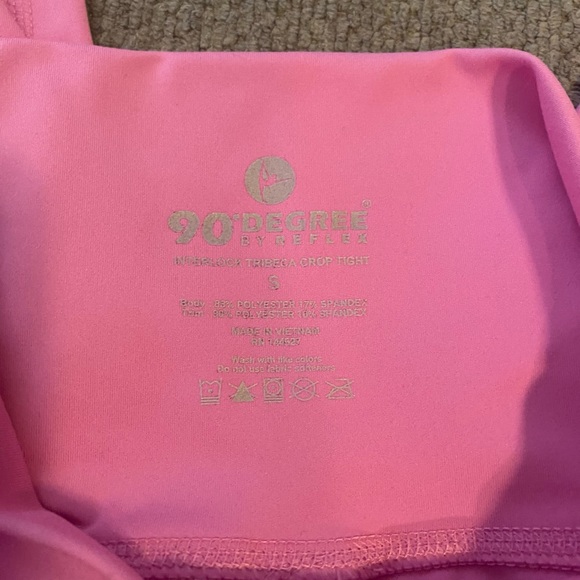 NWOT’s 90 Degree Reflex Pink Cropped Workout Leggings Pocket Sz S - Picture 2 of 2